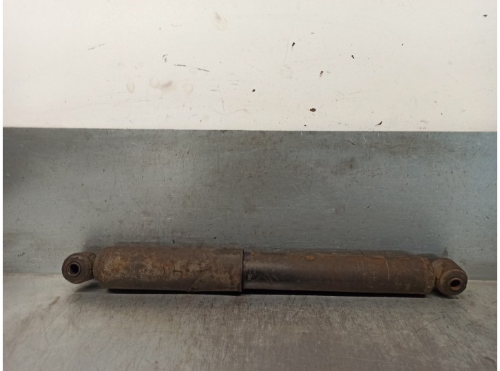 Recambio de amortiguador trasero derecho para chrysler voyager (rg) 2.4 cat referencia OEM IAM 04743222AA 