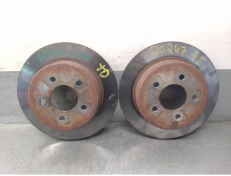 Recambio de disco freno trasero para chrysler voyager (rg) 2.4 cat referencia OEM IAM 4721023AE  