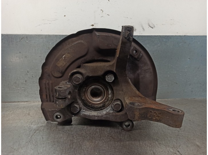 Recambio de mangueta delantera izquierda para mitsubishi space wagon (n80/n90) 2.4 gdi cat referencia OEM IAM MR297065  