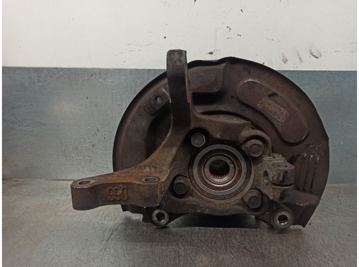 Recambio de mangueta delantera derecha para mitsubishi space wagon (n80/n90) 2.4 gdi cat referencia OEM IAM MR297066  