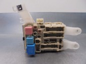 Recambio de caja reles / fusibles para toyota auris 1.6 16v cat referencia OEM IAM 8273002J70 8273002J70A 
