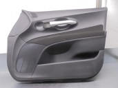Recambio de guarnecido puerta delantera derecha para toyota auris 1.6 16v cat referencia OEM IAM 67763X1F00 6761002D60 
