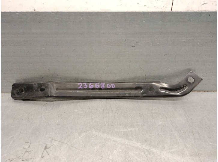 Replacement right headlight bracket for Fiat Bravo (198) 1.9 8V JTD CAT OEM IAM reference 51897373 51897373 