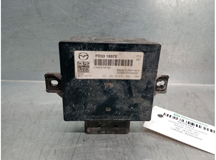 Replacement check control unit for Mazda 3 Lim. (BL) 2.2 turbodiesel cat OEM IAM reference PE0318572 