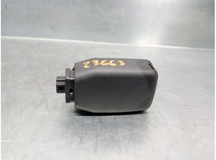 Recambio de sensor lluvia para mazda 3 lim. (bl) 2.2 turbodiesel cat referencia OEM IAM C513665G0B C513665G0B 