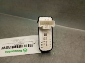 Recambio de mando elevalunas trasero derecho para mazda 3 lim. (bl) 2.2 turbodiesel cat referencia OEM IAM KD3566370 KD3566370 