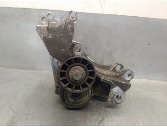 Recambio de soporte alternador para citroën xsara picasso 2.0 hdi cat (rhy / dw10td) referencia OEM IAM 9643834880 96348179 