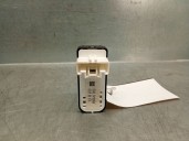 Recambio de mando elevalunas trasero izquierdo para mazda 3 lim. (bl) 2.2 turbodiesel cat referencia OEM IAM KD3566370 