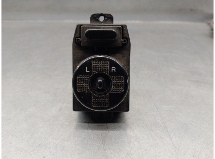 Recambio de mando retrovisor para kia carnival ii 2.9 crdi cat referencia OEM IAM 621W04210  