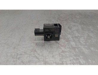 Recambio de sensor impacto para opel zafira tourer 2.0 cdti cat referencia OEM IAM 13504470 GM