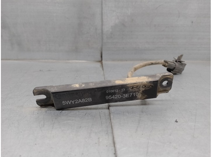 Recambio de modulo electronico para hyundai ix35 1.7 crdi cat referencia OEM IAM 954203E710 5WY2A82B CONTINENTAL