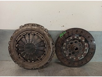 Recambio de kit embrague para opel meriva a 1.3 16v cdti cat (z 13 dt / ln9) referencia OEM IAM 5666008 122031110 VALEO