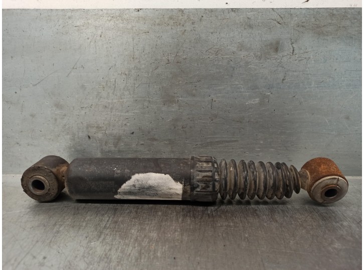 Recambio de amortiguador trasero derecho para peugeot 106 (s1) 1.1 referencia OEM IAM 5206R0  