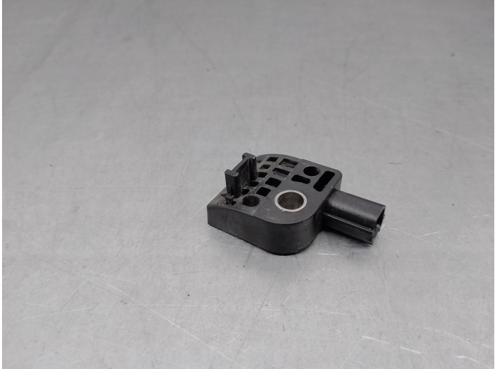 Recambio de sensor impacto para hyundai ix35 1.7 crdi cat referencia OEM IAM 959202S000 