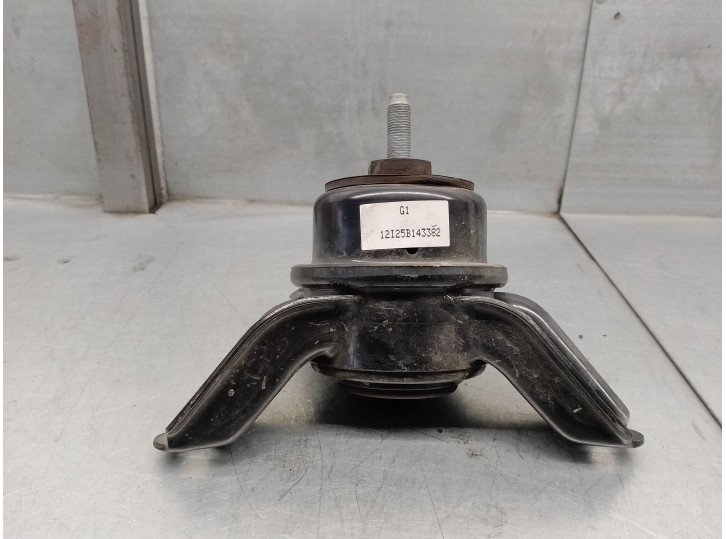 Replacement left engine mount for Hyundai ix35 1.7 CRDi cat OEM IAM reference 12I25B143382 
