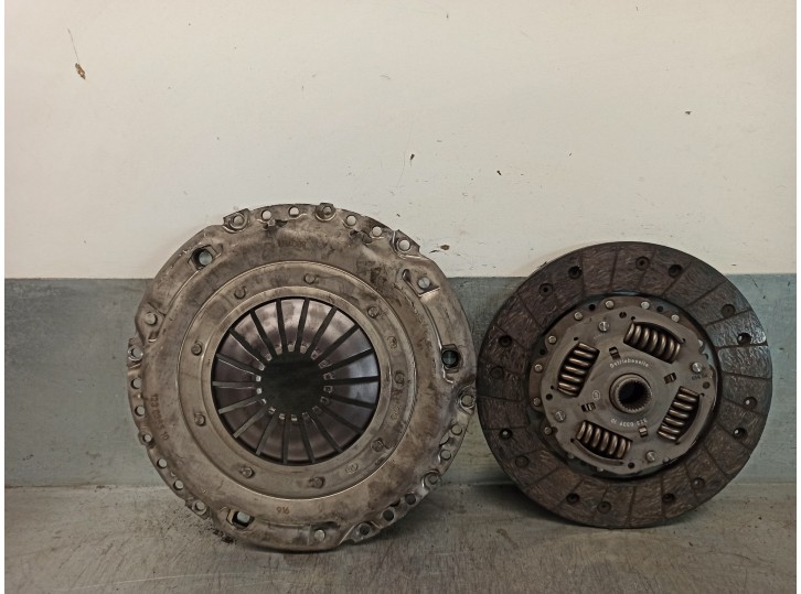 Recambio de kit embrague para seat toledo (1l) 1.9 tdi referencia OEM IAM 123038510 123038510 LUK