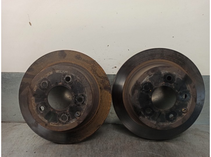 Recambio de disco freno trasero para nissan juke (f15) 1.6 16v referencia OEM IAM 432069W000  