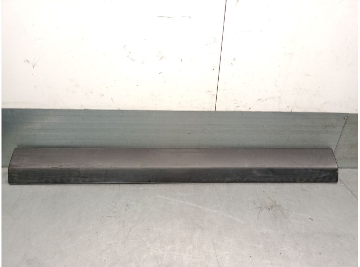 Recambio de moldura para peugeot expert kasten 2.0 hdi referencia OEM IAM 1495789077 5671564 
