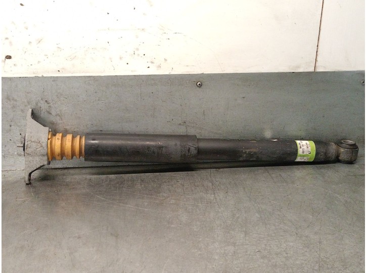 Replacement rear right shock absorber for Mazda CX-5 2.2 turbodiesel CAT OEM IAM reference KD4528700A K5204