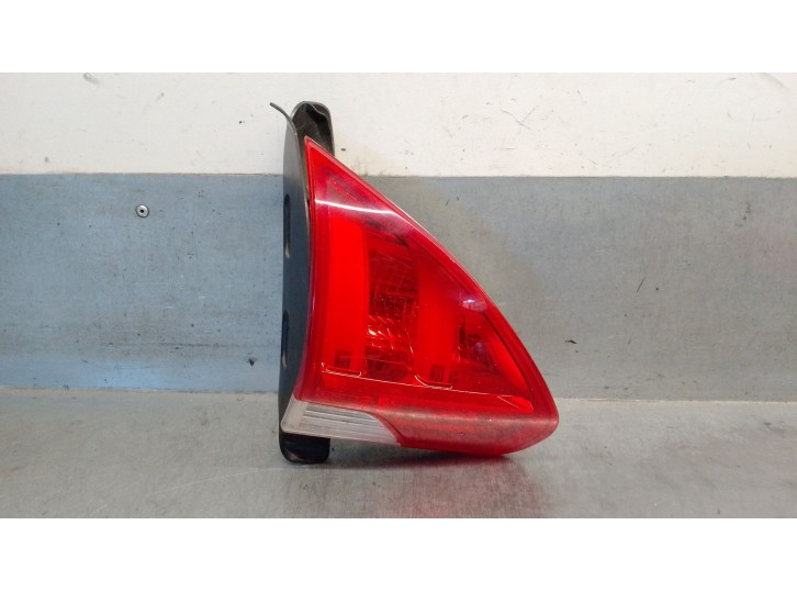 Recambio de piloto trasero izquierdo para peugeot 2008 i (cu_) 1.2 thp 110 / puretech 110 referencia OEM IAM 9678074480 96780744