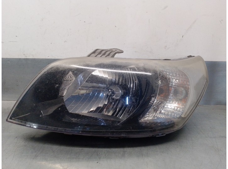 Replacement left headlight for Chevrolet Aveo 1.4 cat OEM IAM reference 95016740 5 DOORS