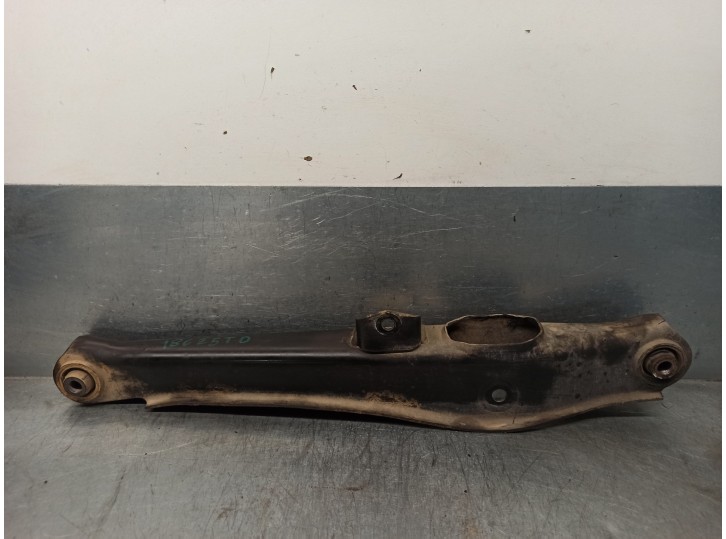 Recambio de brazo suspension inferior delantero derecho para mitsubishi lancer berlina (cy0) inform referencia OEM IAM 4113A011 