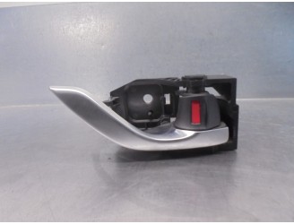 Replacement front right interior door handle for Mazda CX-5 2.2 turbodiesel cat OEM IAM reference KD5358330 5 DOORS