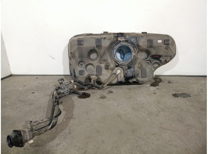 Recambio de deposito combustible para hyundai i30 (pde, pd, pden) 2.0 n referencia OEM IAM 31171G4000A  CESTA 22