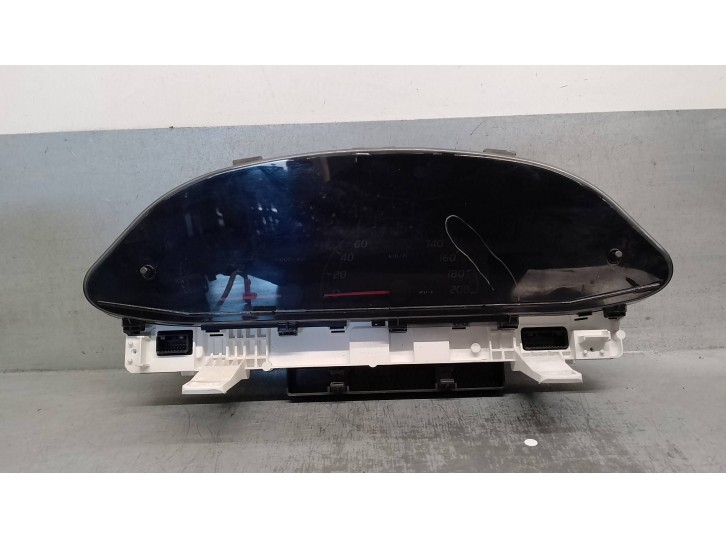 Recambio de cuadro instrumentos para toyota yaris (_p9_) 1.3 vvt-i (scp90_) referencia OEM IAM 838000DG10 MB2574500202 DENSO