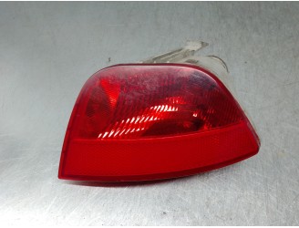 Recambio de faro antiniebla trasero izquierdo para ford focus berlina (cap) 1.6 tdci cat referencia OEM IAM 5M5115K273AA 