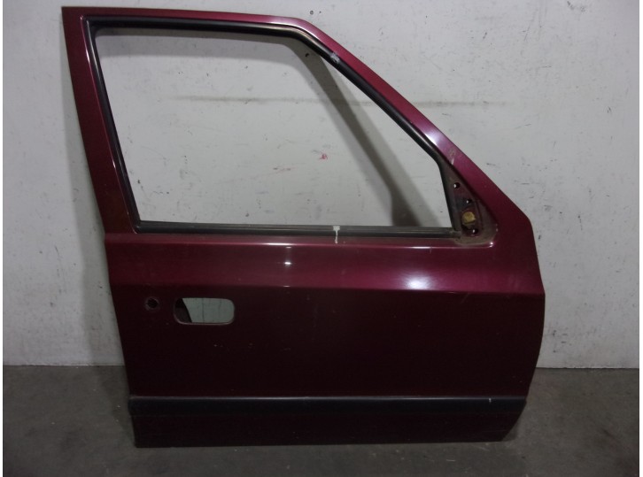 Recambio de puerta delantera derecha para skoda felicia berlina ( 791) 1.3 referencia OEM IAM 6U0831052A GRANATE 5 PUERTAS