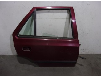 Recambio de puerta trasera derecha para skoda felicia berlina ( 791) 1.3 referencia OEM IAM 6U0833052A GRANATE 5 PUERTAS