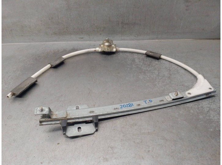 Recambio de elevalunas trasero derecho para skoda felicia berlina ( 791) 1.3 referencia OEM IAM 6U0839402 MANUAL 5 PUERTAS