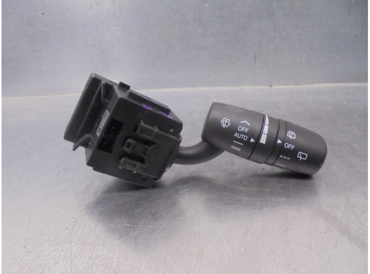 Recambio de mando limpia para mazda cx-5 2.2 turbodiesel cat referencia OEM IAM KD4766128 