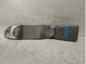 Recambio de enganche cinturon para skoda felicia berlina ( 791) 1.3 referencia OEM IAM C240100 TRAS CENTRAL 5 PUERTAS