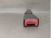 Recambio de enganche cinturon para skoda felicia berlina ( 791) 1.3 referencia OEM IAM C240100 TRAS CENTRAL 5 PUERTAS