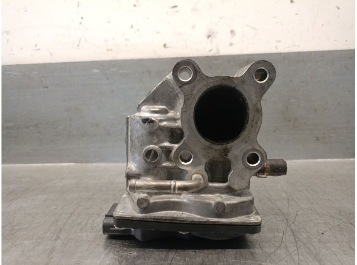 Recambio de valvula egr para mazda 3 lim. (bl) 2.2 turbodiesel cat referencia OEM IAM SH0120300 SH0120300A 