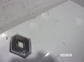 Recambio de capot para renault 19 txi 1.7 referencia OEM IAM 7751465529 BLANCO 