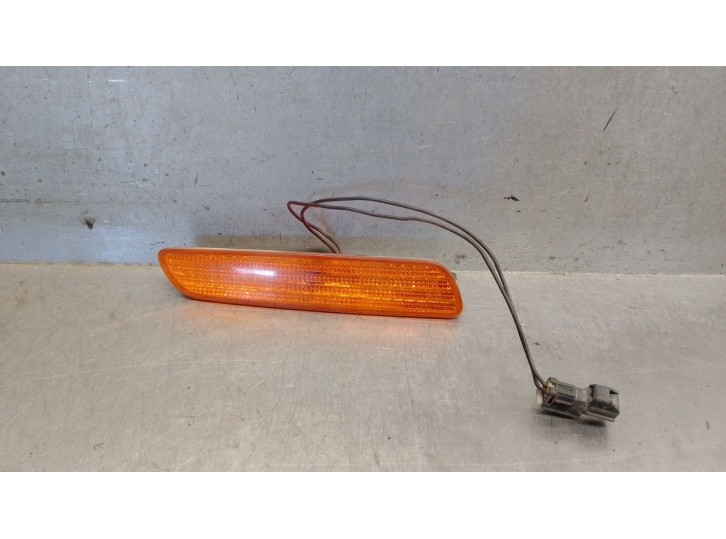 Recambio de piloto lateral izquierdo para volvo v40 familiar td referencia OEM IAM 30888128 30613665 34400106 VOLVO