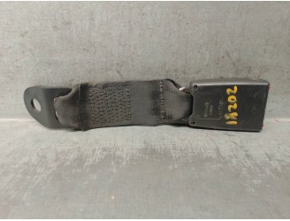 Recambio de enganche cinturon para skoda felicia berlina ( 791) 1.3 referencia OEM IAM C210100 TRAS IZQ. 5 PUERTAS