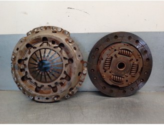 Recambio de kit embrague para seat cordoba berlina (6l2) 1.4 16v referencia OEM IAM 03D141031A 036141025Q LUK