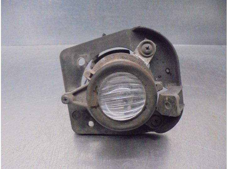Recambio de faro antiniebla izquierdo para lancia ypsilon (101) 1.3 jtd 16v referencia OEM IAM 468499393  