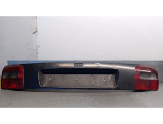 Recambio de piloto trasero central para volvo v40 familiar td referencia OEM IAM 30899990 30899990 