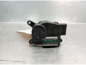 Recambio de motor apertura trampillas climatizador para fiat 500l (351_, 352_) 1.3 d multijet (199.lym11, 199.lym1a) referencia 