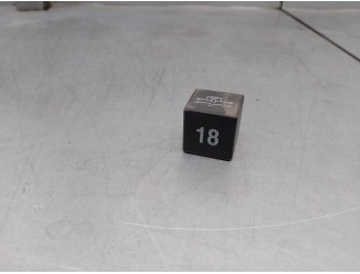 Recambio de rele para seat cordoba berlina (6l2) 1.4 16v referencia OEM IAM 191937503  