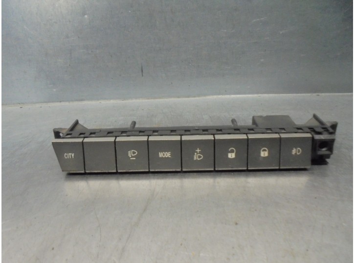 Recambio de mandos salpicadero para lancia ypsilon (101) 1.3 jtd 16v referencia OEM IAM 735434106  