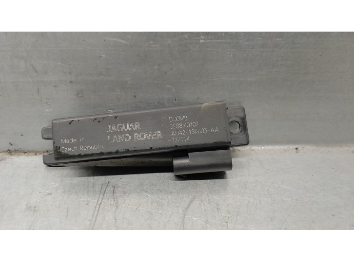 Recambio de antena para land rover evoque 2.2 sd4 cat referencia OEM IAM AH4215K603AA 5E08X0107 JAGUAR