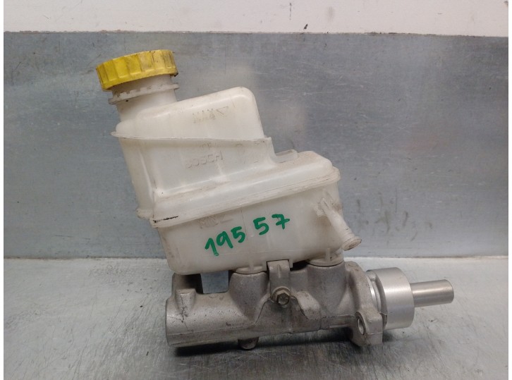 Recambio de bomba freno para lancia ypsilon (101) 1.3 jtd 16v referencia OEM IAM Y21468 0204024732 BOSCH