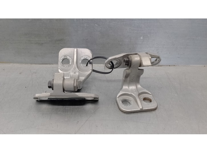 Recambio de bisagra puerta para land rover evoque 2.2 sd4 cat referencia OEM IAM BJ32228A64AA BJ32228A66AA 