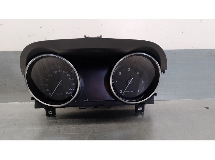 Recambio de cuadro instrumentos para land rover evoque 2.2 sd4 cat referencia OEM IAM BJ3210849EF BJ3210849EF 